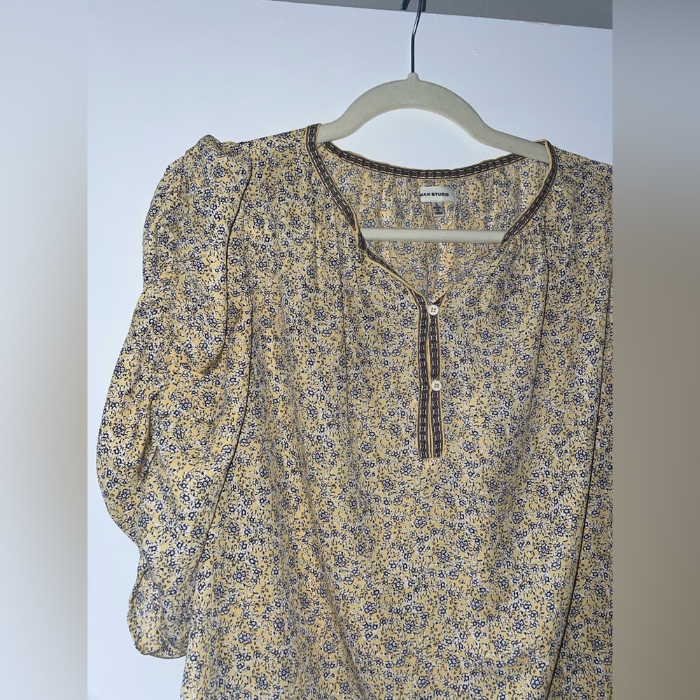 Max Studio blouse - Picture 2 of 6